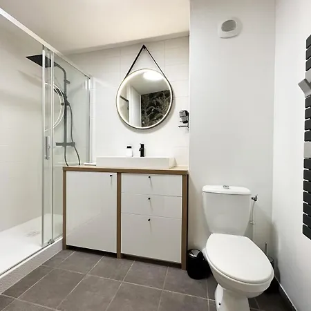 C Le 15 - Studio Cosy Avec Parking Chartres Exterior photo